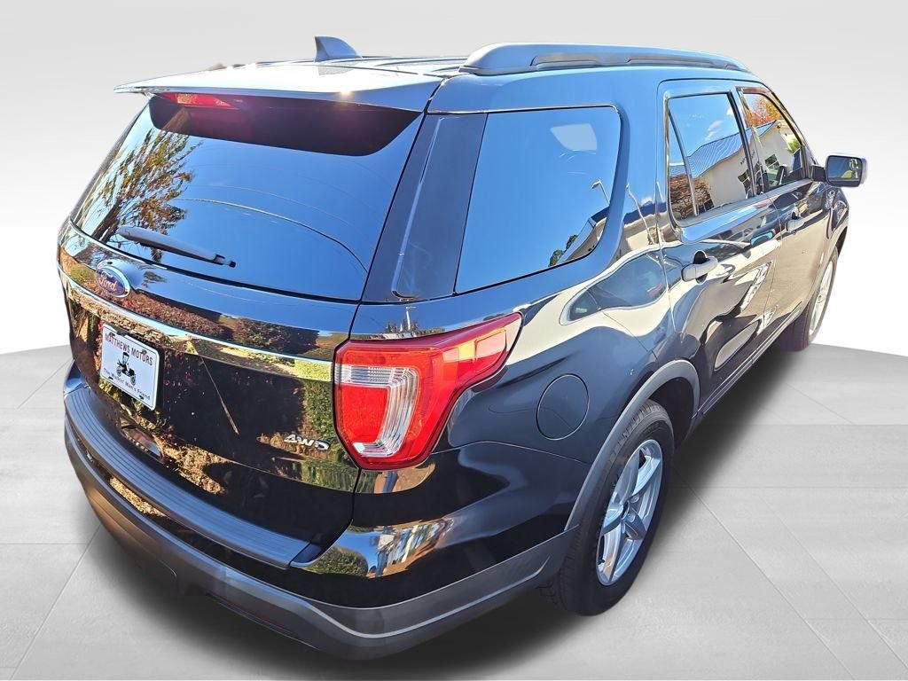 Used 2019 Ford Explorer 4WD w/ Class III Trailer Tow Package image 5