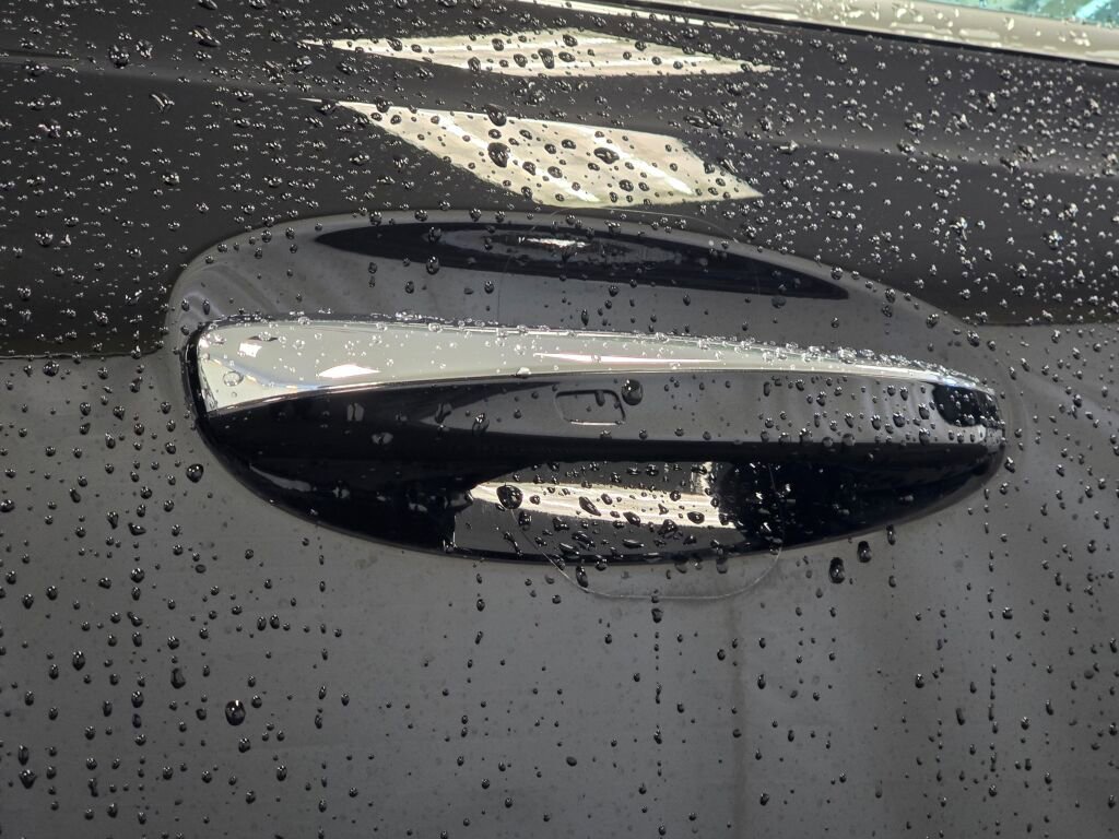 Used 2025 Mercedes-Benz GLB 250 4MATIC image 28