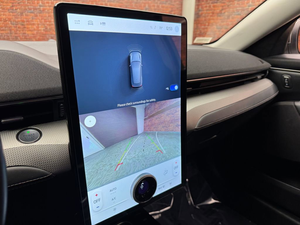 Used 2021 Ford Mustang Mach-E Select image 22