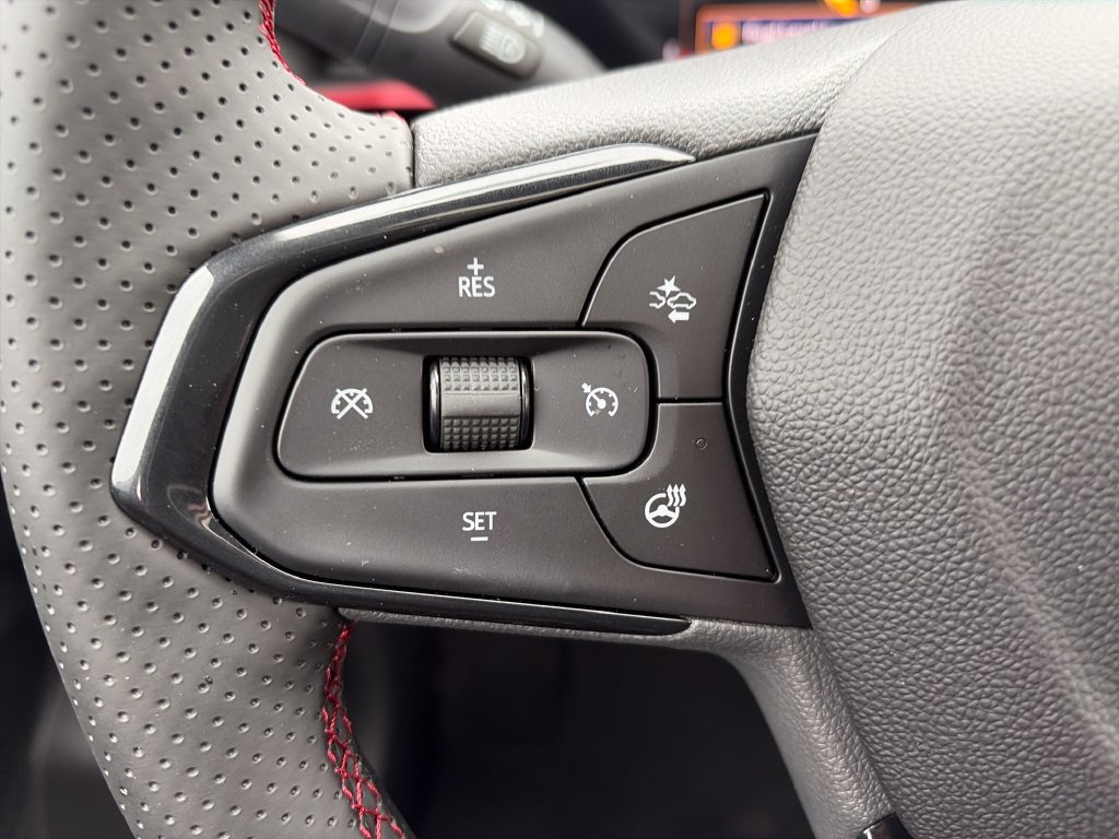 New 2026 Chevrolet Trax RS w/ Sunroof Package FWD image 11