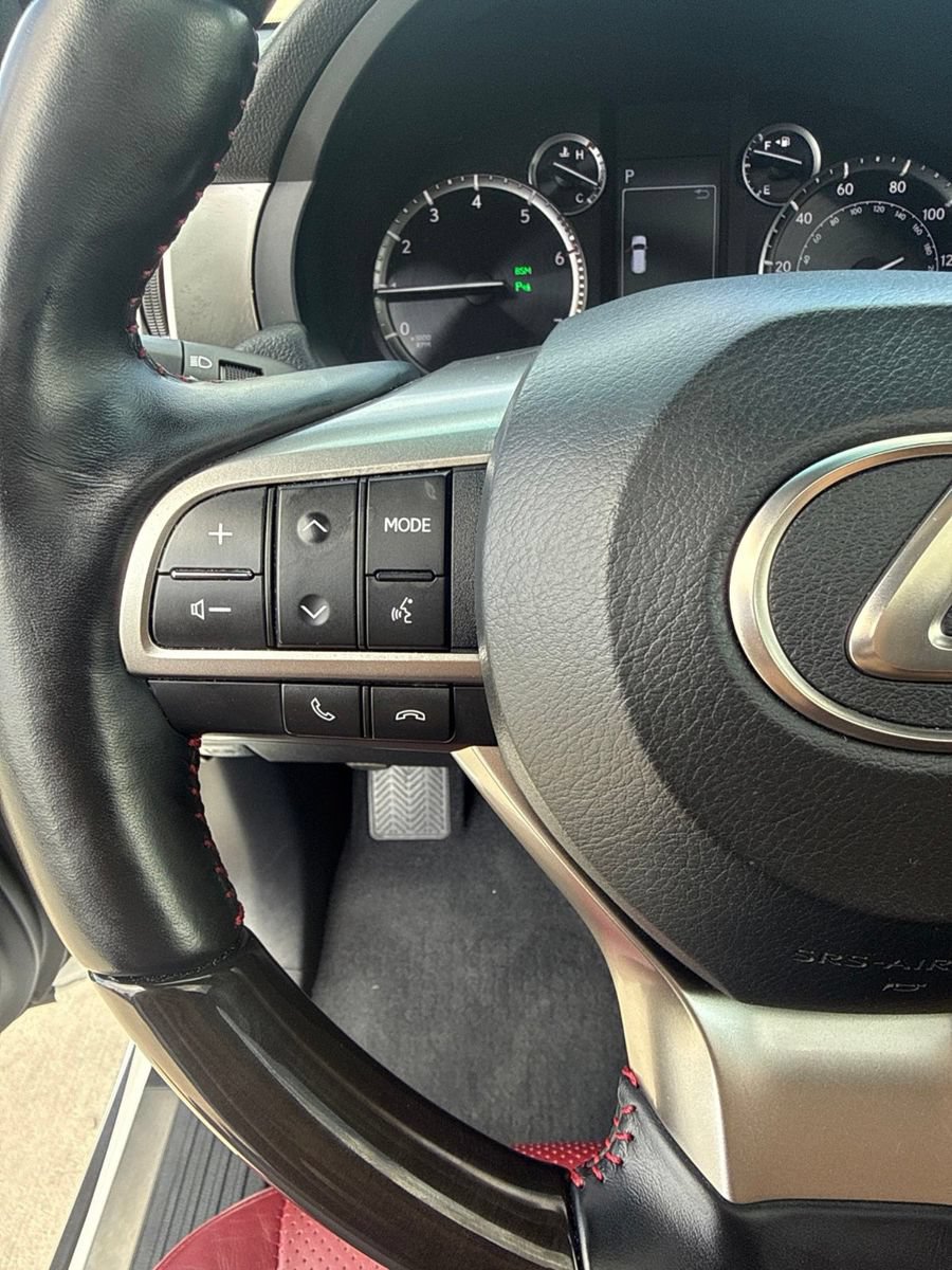 Used 2022 Lexus GX 460 Luxury w/ Sport Design Package AWD/4WD image 10