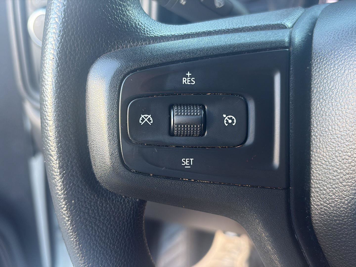 Used 2022 Chevrolet Silverado 1500 Custom RWD image 25