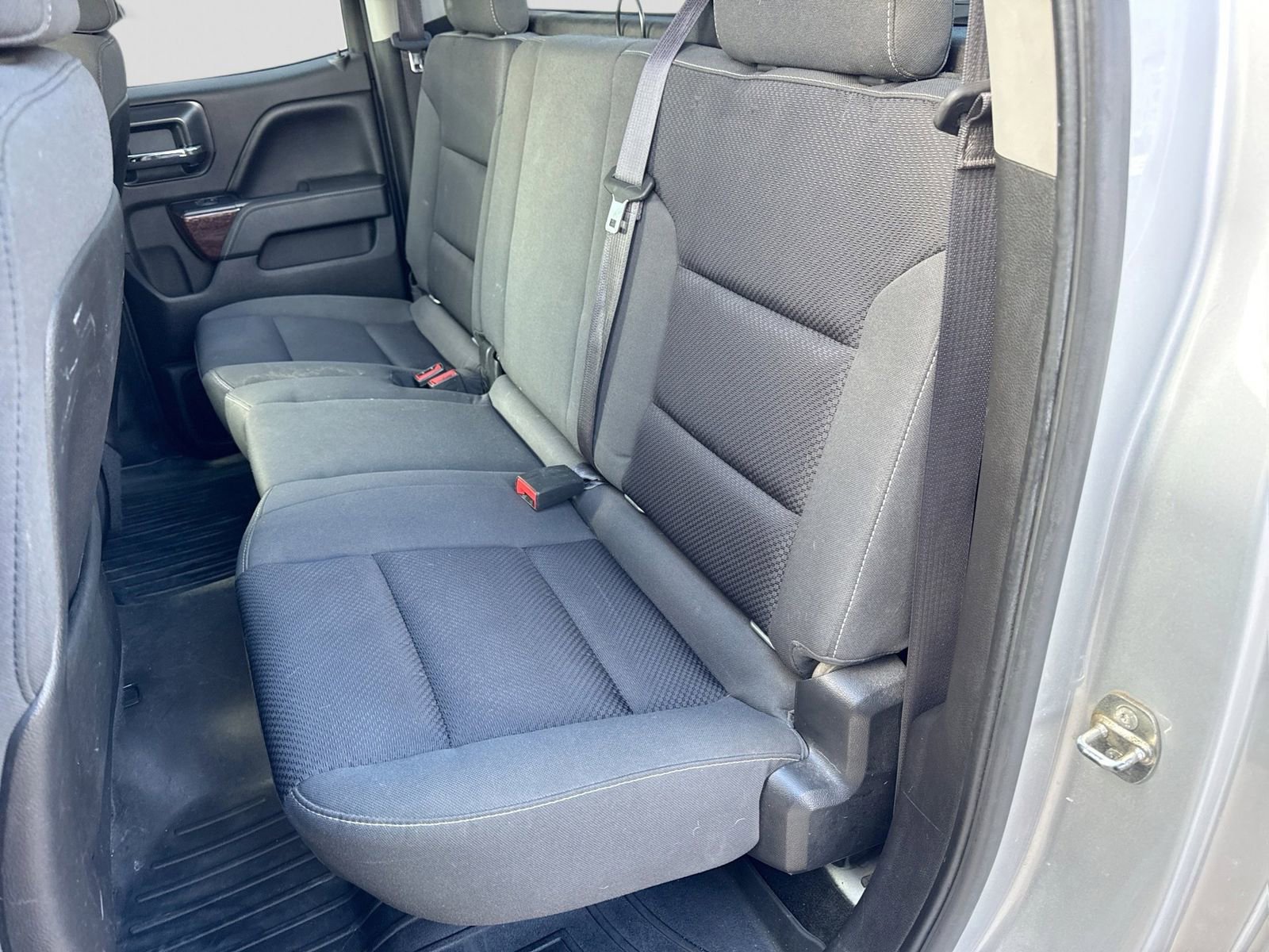 Used 2015 GMC Sierra 1500 SLE w/ SLE Value Package AWD/4WD image 19