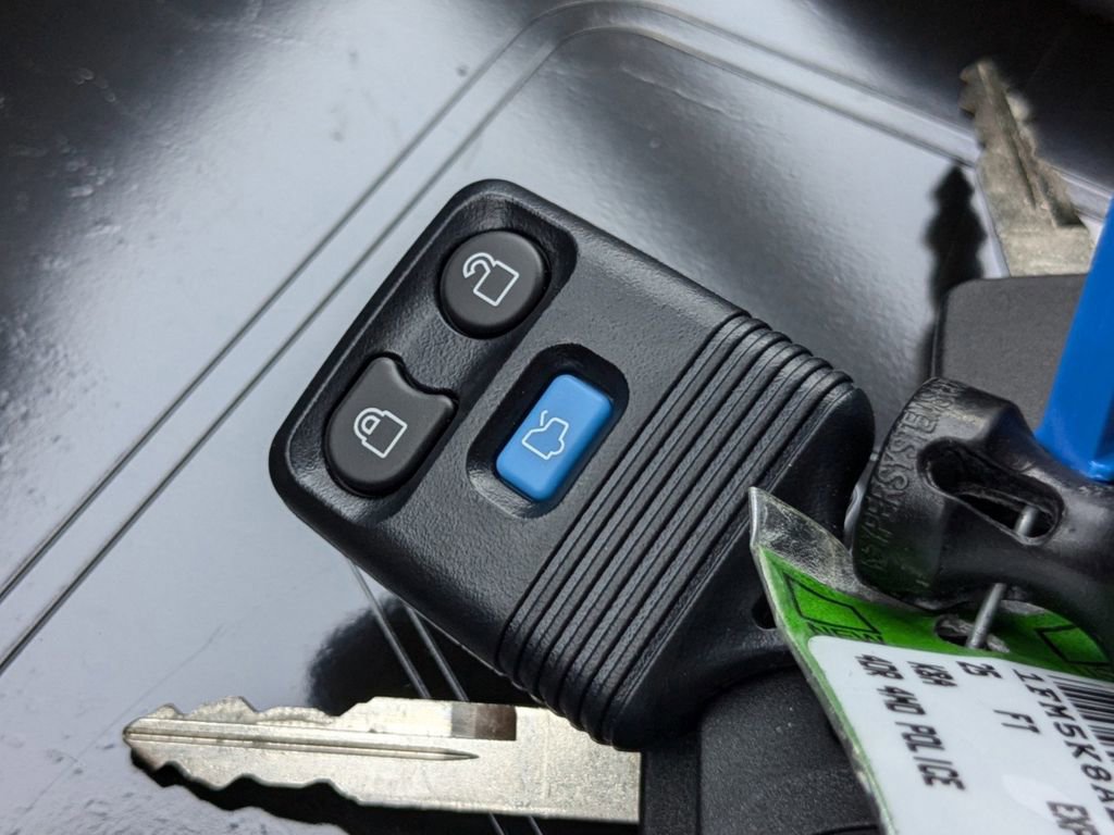 New 2025 Ford Explorer 4WD Police Interceptor image 26