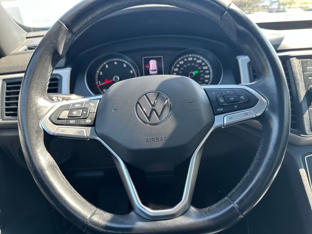 Certified 2020 Volkswagen Atlas Cross Sport SE w/ Panoramic Sunroof Package AWD/4WD image 18