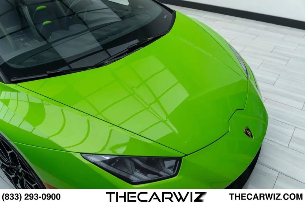 Used 2021 Lamborghini Huracan EVO RWD image 37