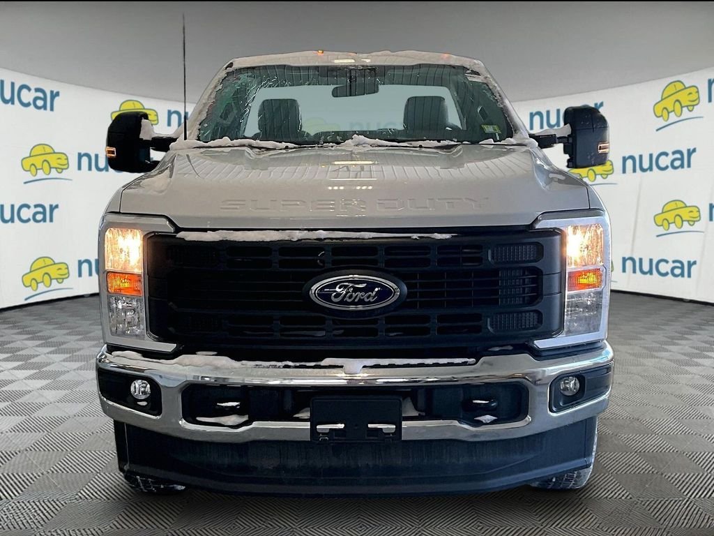 New 2026 Ford F250 XL w/ XL Chrome Package AWD/4WD image 2