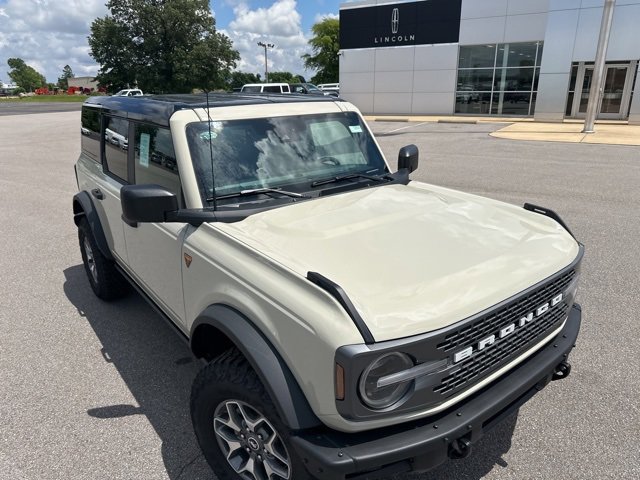 New 2025 Ford Bronco Badlands image 6