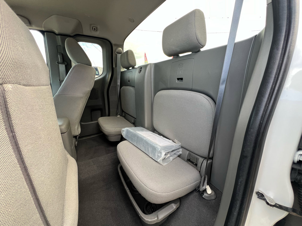 Used 2020 Nissan Frontier S w/ S Utility Package image 22