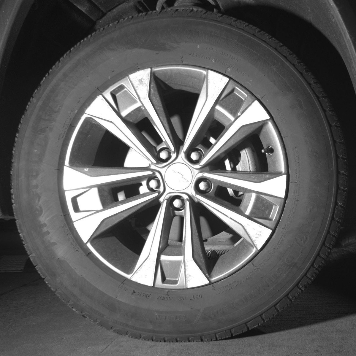 Used 2025 Chevrolet Equinox LT FWD image 13
