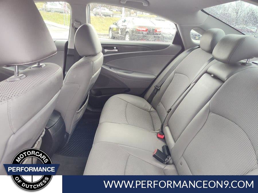 Used 2013 Hyundai Sonata SE w/ Navigation & Sunroof Pkg FWD image 15