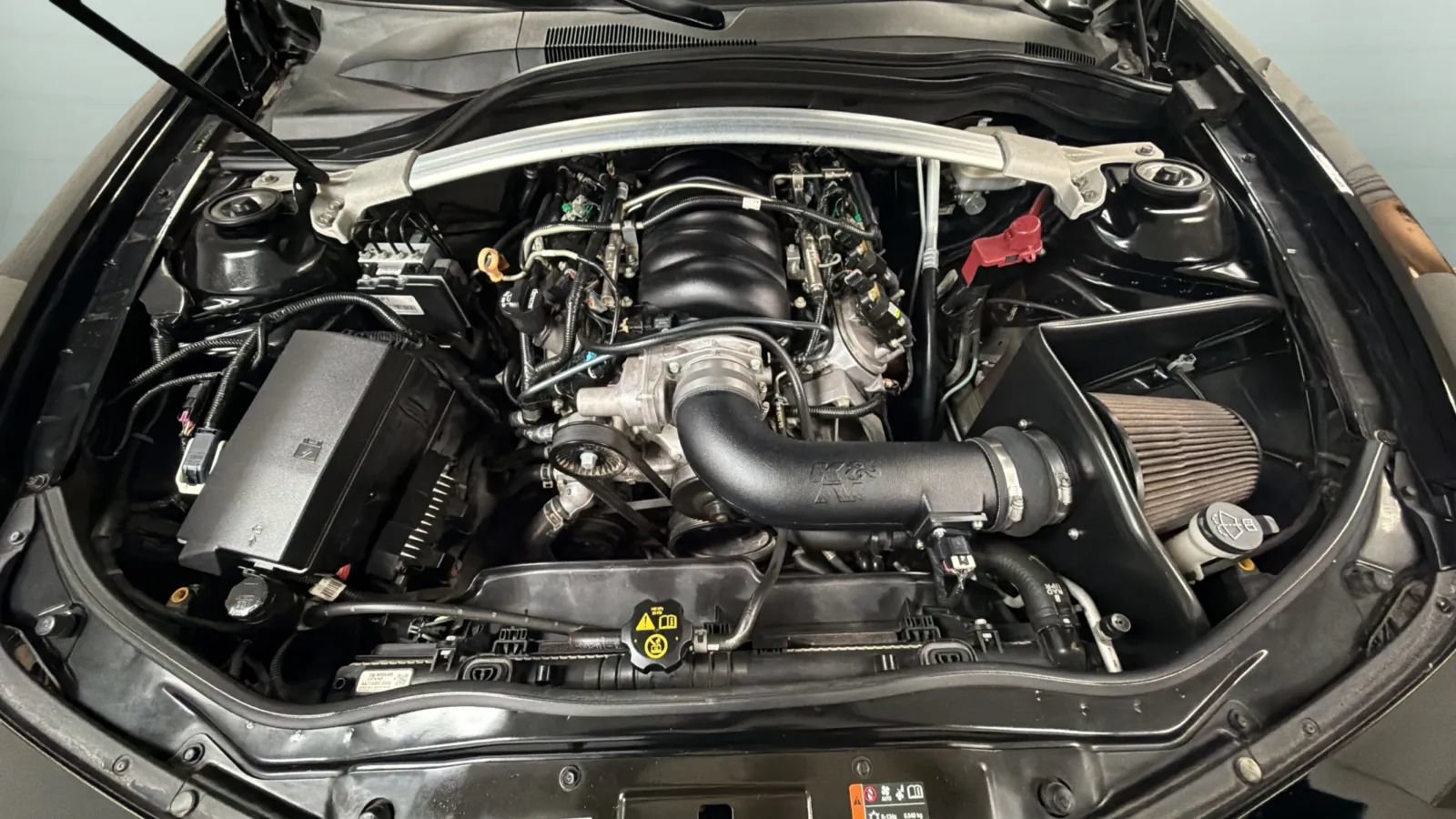 Used 2014 Chevrolet Camaro SS w/ SS Performance Package RWD image 22