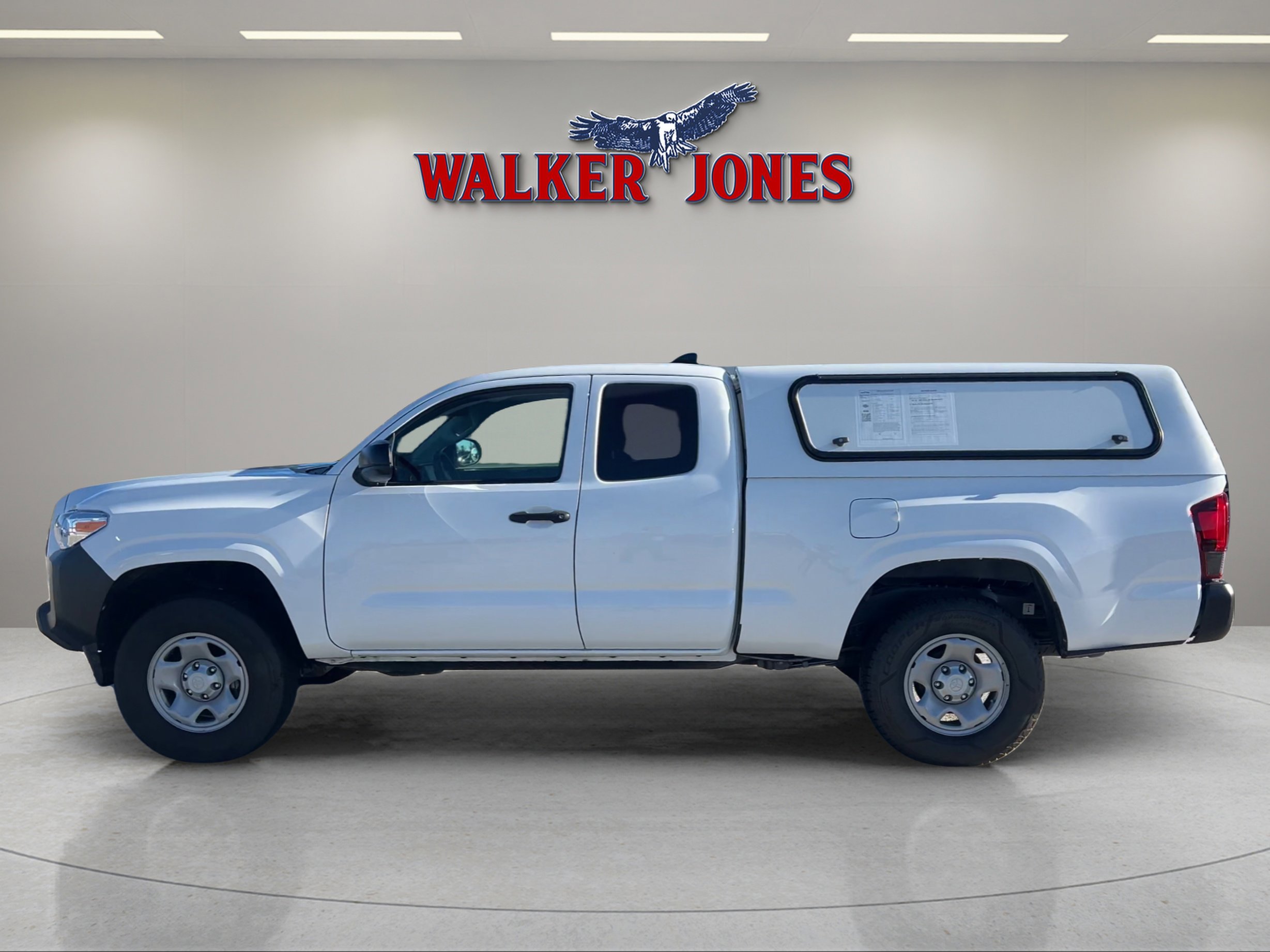 Used 2023 Toyota Tacoma SR image 6
