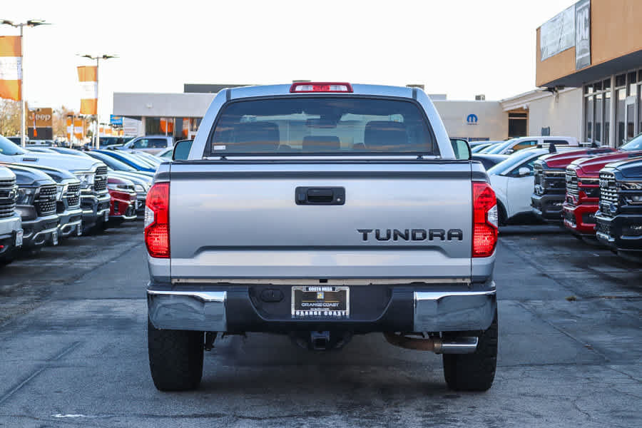 Used 2018 Toyota Tundra SR5 w/ SR5 Upgrade Package RWD image 5
