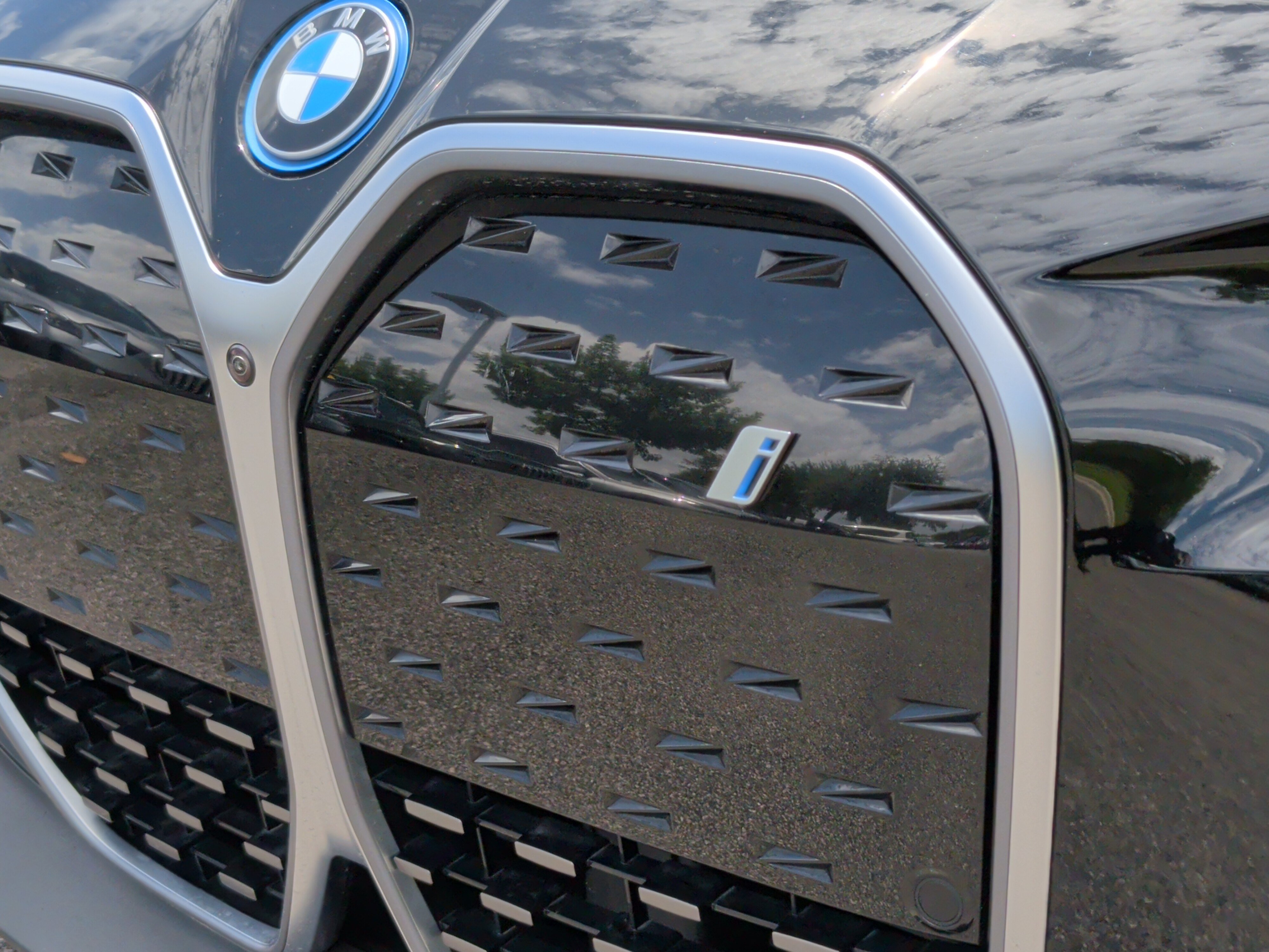 Certified 2024 BMW i4 eDrive35 w/ Convenience Package RWD image 13
