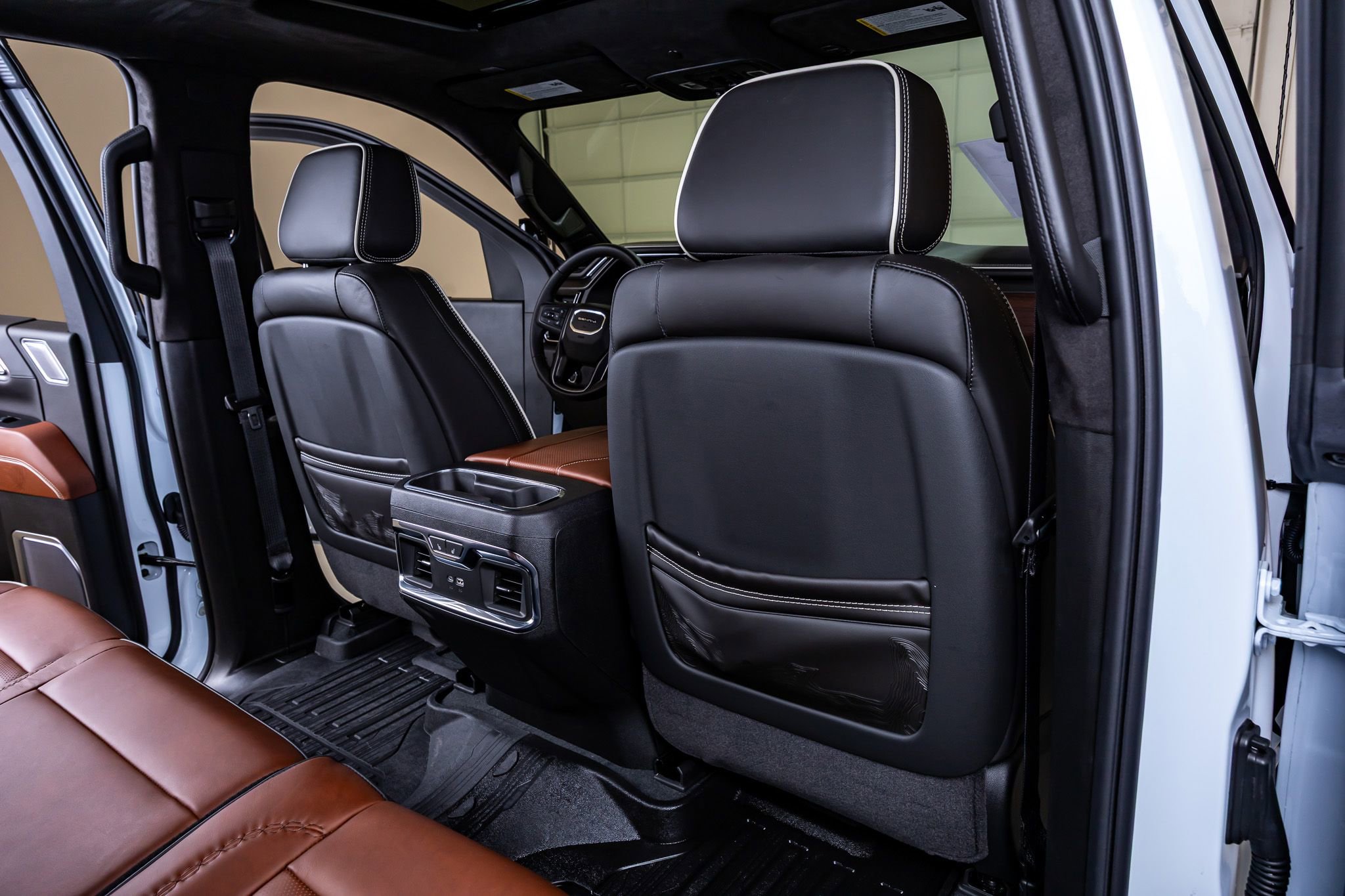 Used 2026 GMC Sierra 3500 Denali Ultimate AWD/4WD image 33