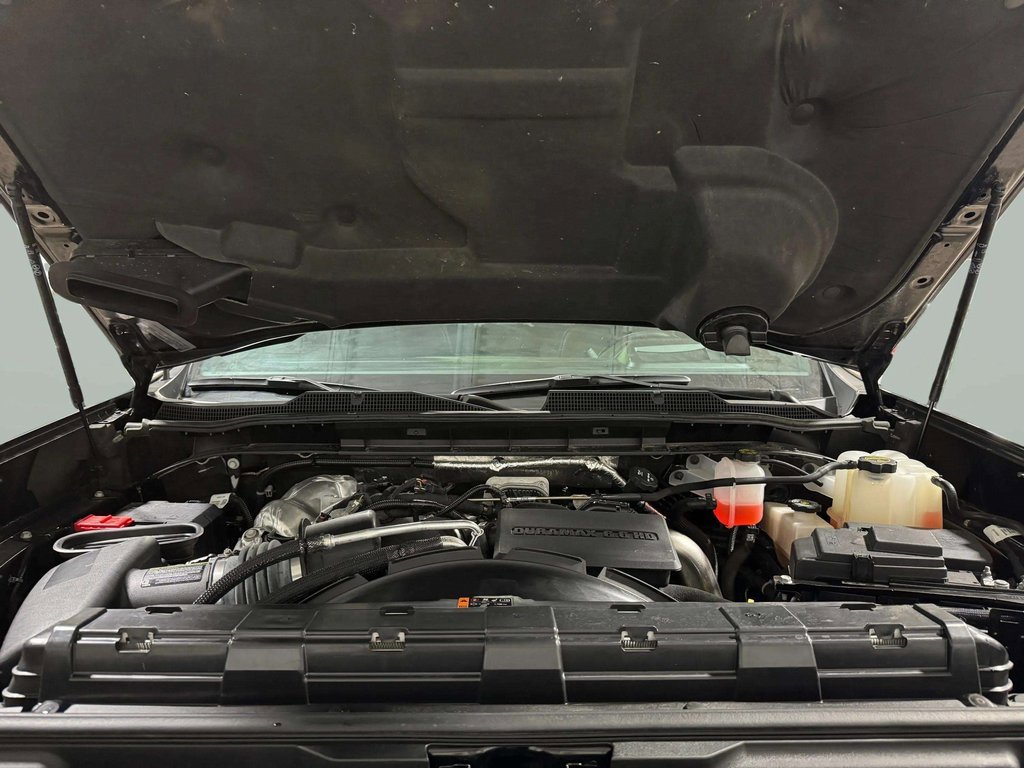 Used 2024 Chevrolet Silverado 2500 High Country w/ High Country Premium Package image 24