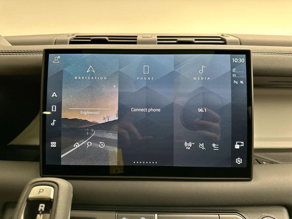 Certified 2025 Land Rover Defender 110 S AWD/4WD image 13