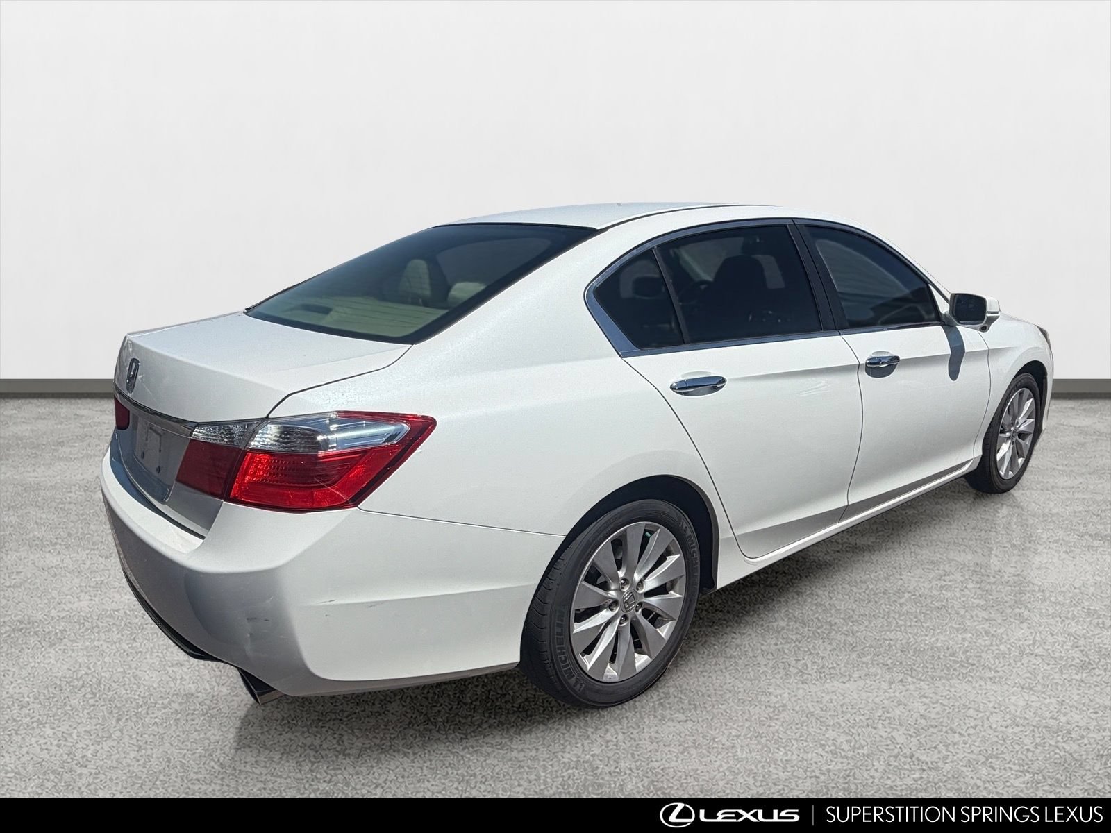 Used 2015 Honda Accord EX image 3
