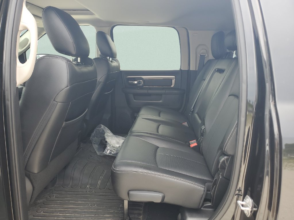 Used 2018 RAM 2500 Laramie w/ Sport Appearance Group AWD/4WD image 14