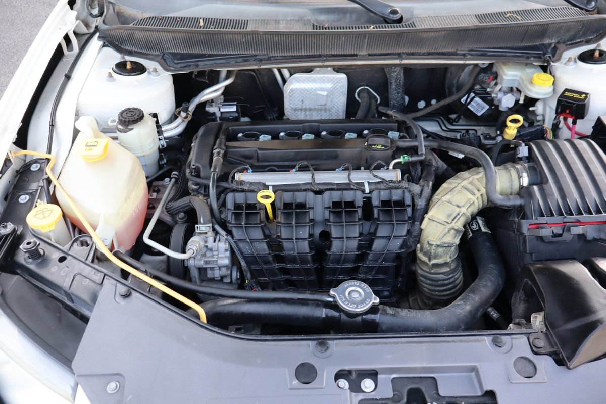 Used 2008 Chrysler Sebring LX FWD image 35
