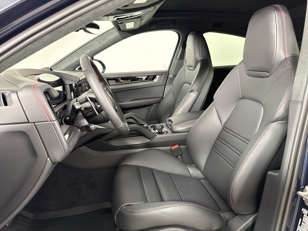 New 2026 Porsche Cayenne GTS AWD/4WD image 5