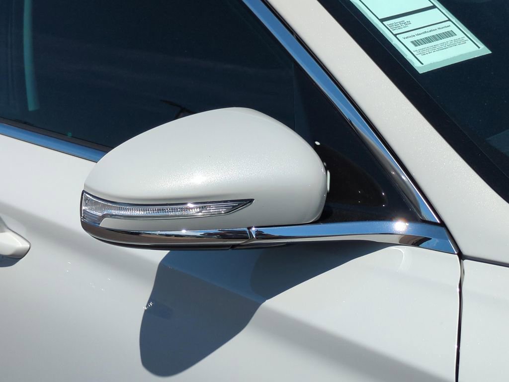 Used 2026 Genesis G70 2.5T image 10