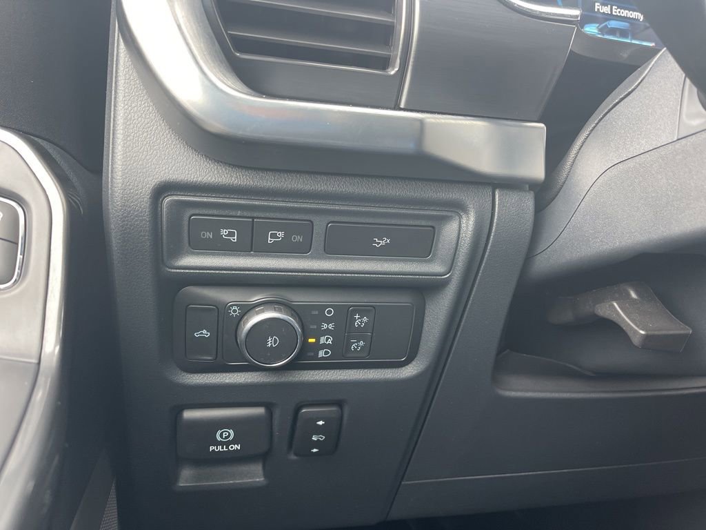 Used 2022 Ford F150 Lariat image 27