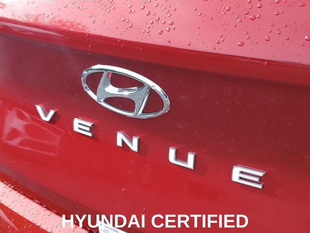 Certified 2025 Hyundai Venue Limited FWD image 7