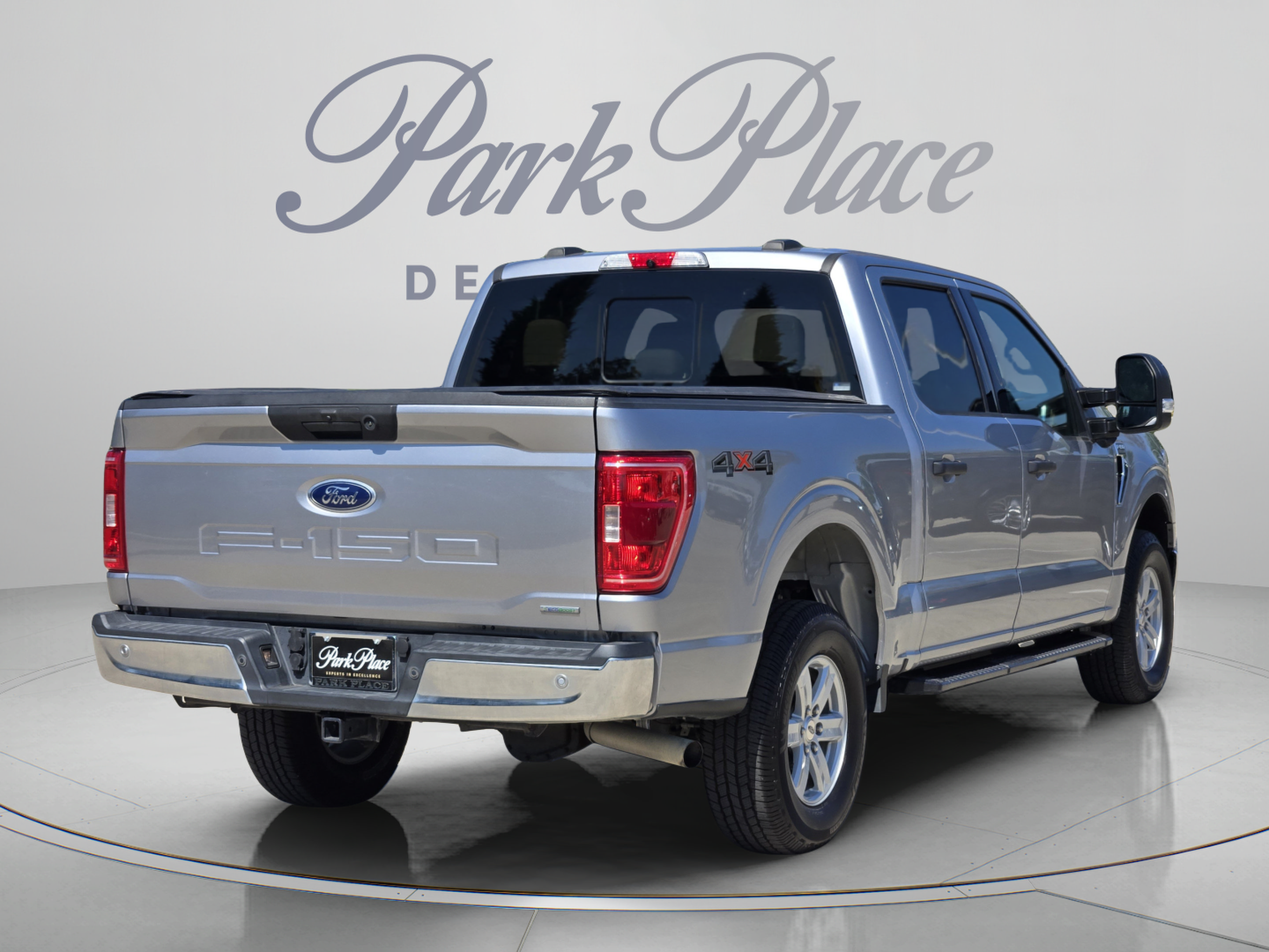 Used 2022 Ford F150 XLT w/ Equipment Group 301A Mid AWD/4WD image 4