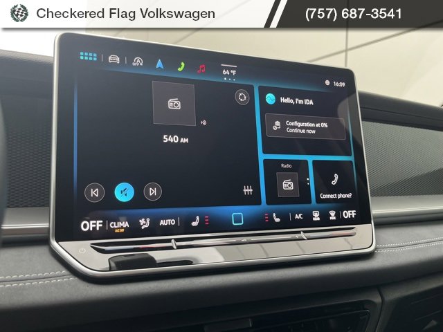 New 2025 Volkswagen Tiguan SE image 41