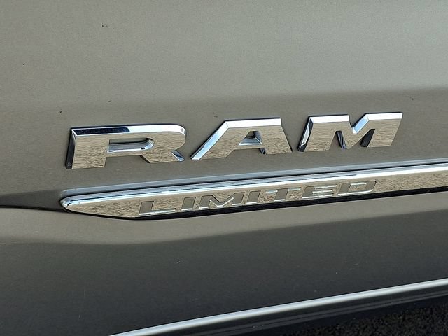 Used 2022 RAM 1500 Limited AWD/4WD image 29