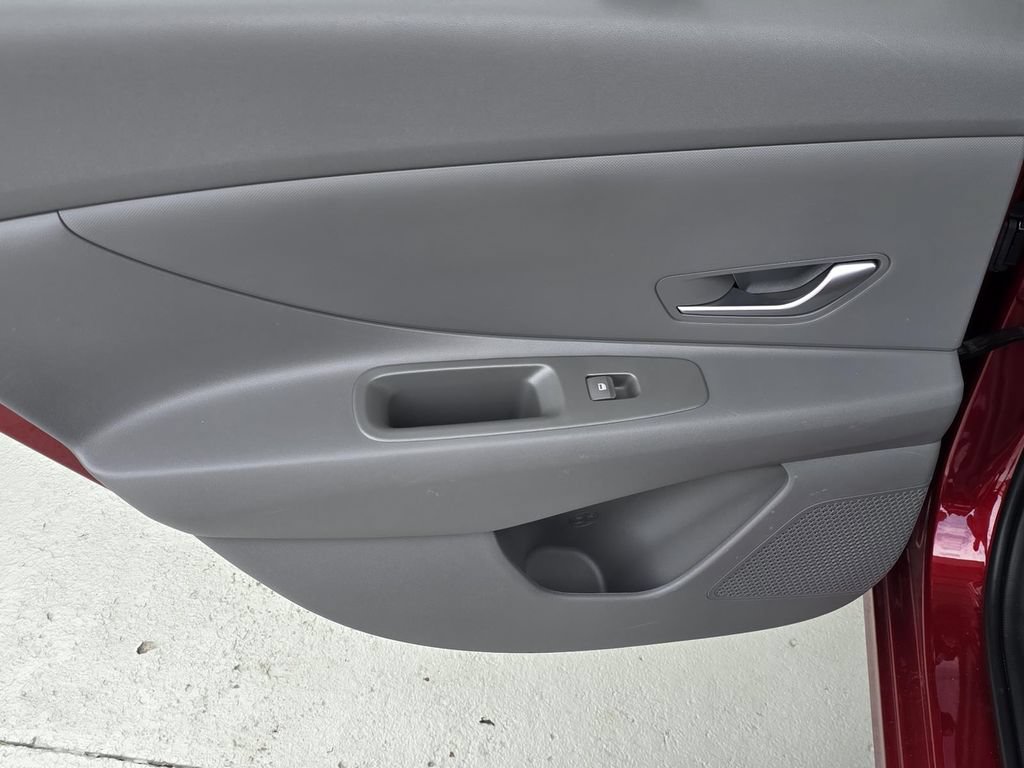 Used 2023 Hyundai Elantra SEL FWD image 24