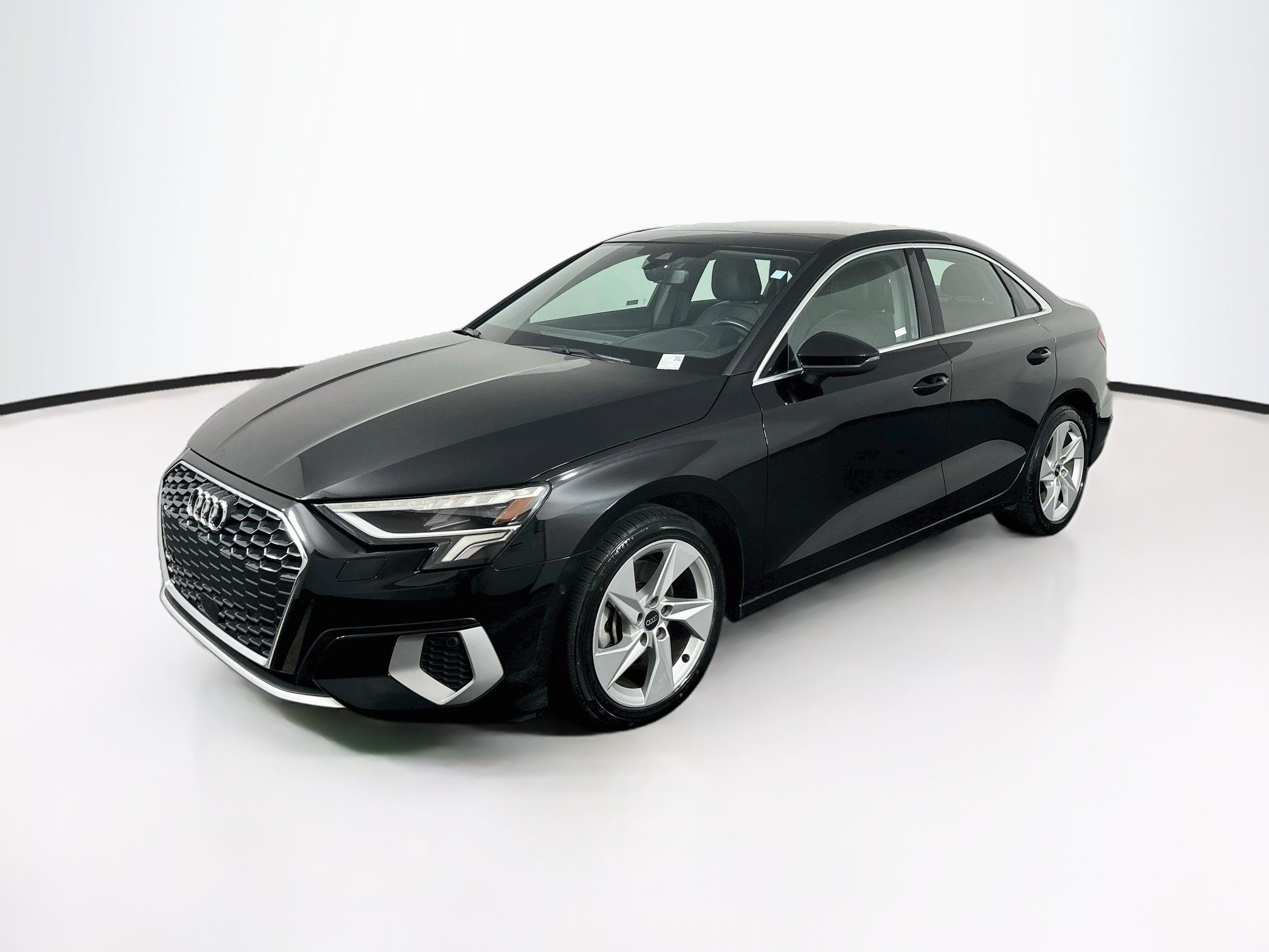 Used 2024 Audi A3 2.0T Premium FWD image 3