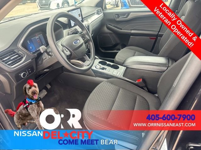 Used 2025 Ford Escape Active image 13