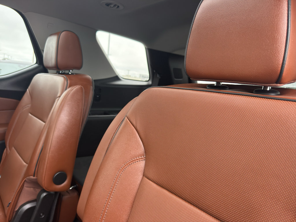 Certified 2019 Chevrolet Traverse High Country w/ LPO, Floor Liner Package AWD/4WD image 35