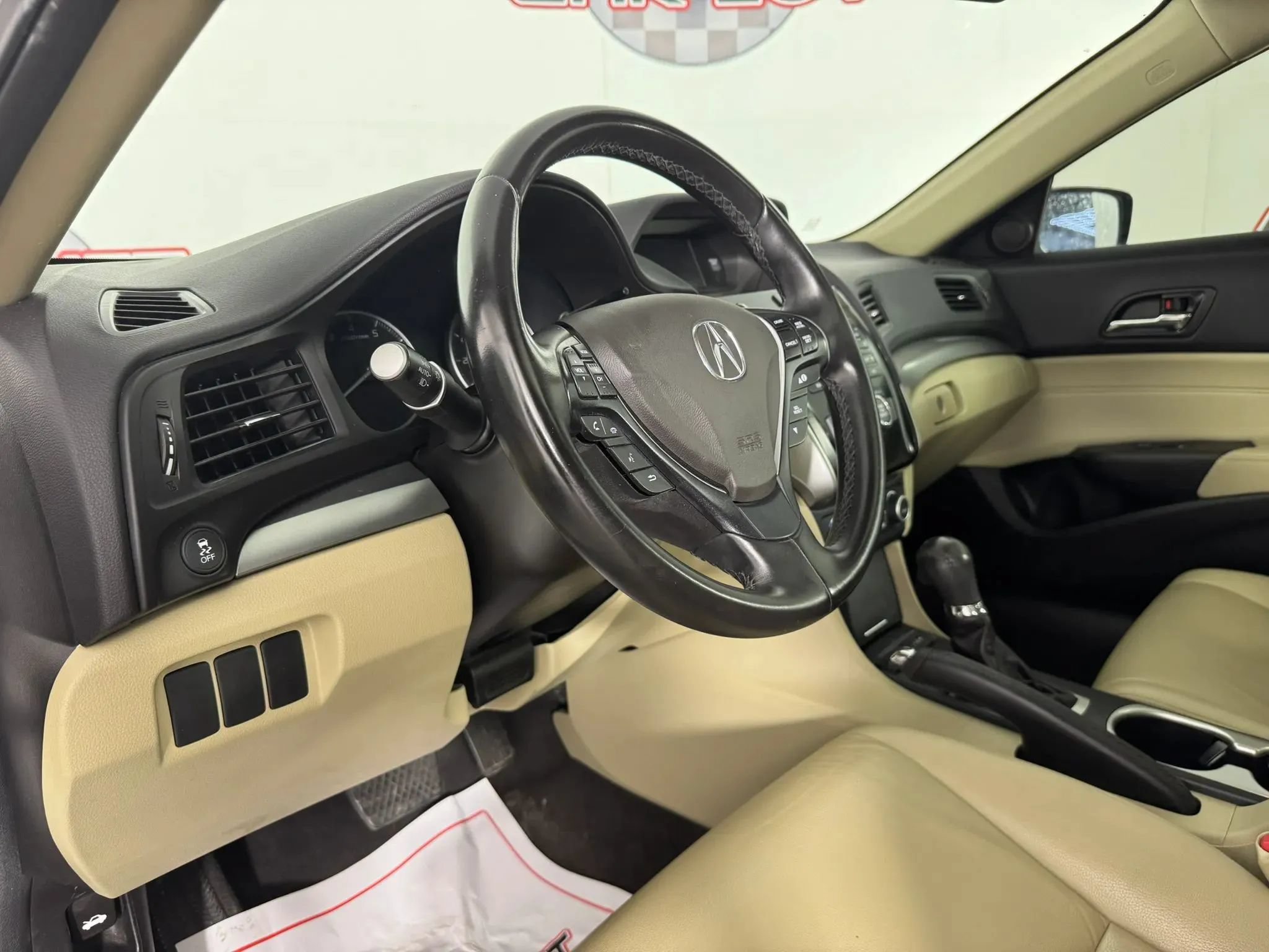 Used 2017 Acura ILX FWD image 10