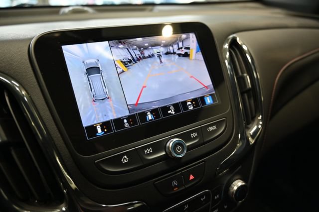 Certified 2023 Chevrolet Equinox RS AWD/4WD image 16