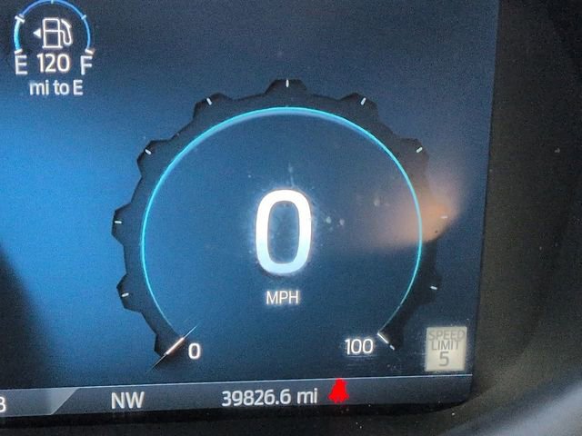 Used 2024 Ford F350 King Ranch w/ FX4 Off-Road Package image 31