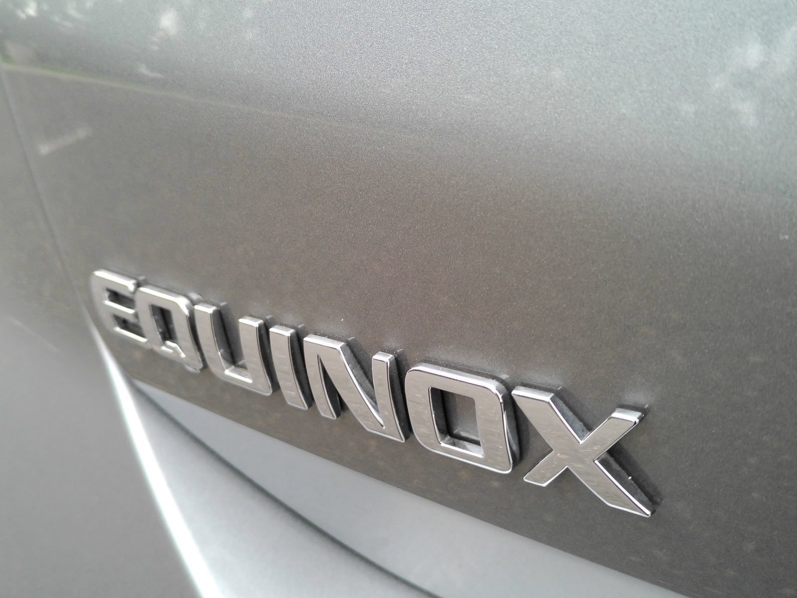 Used 2023 Chevrolet Equinox LS FWD image 32
