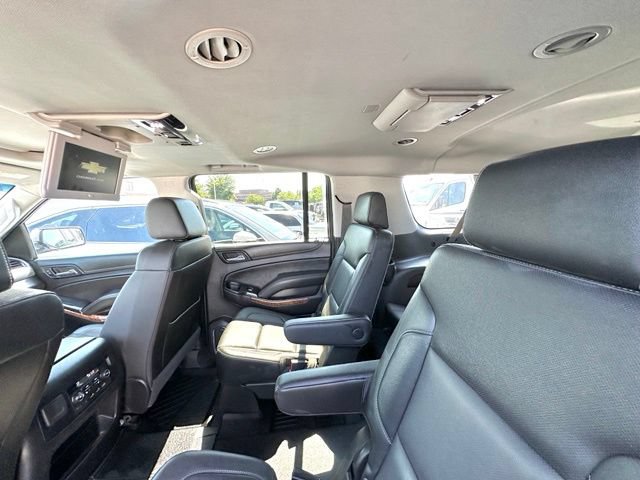 Used 2020 Chevrolet Suburban Premier w/ Premier 6.2L Value Package AWD/4WD image 28