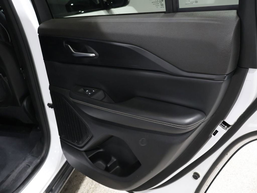 Certified 2023 Jeep Grand Cherokee Altitude image 25