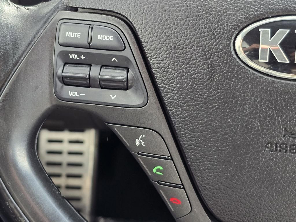 Used 2015 Kia Forte Koup EX image 12