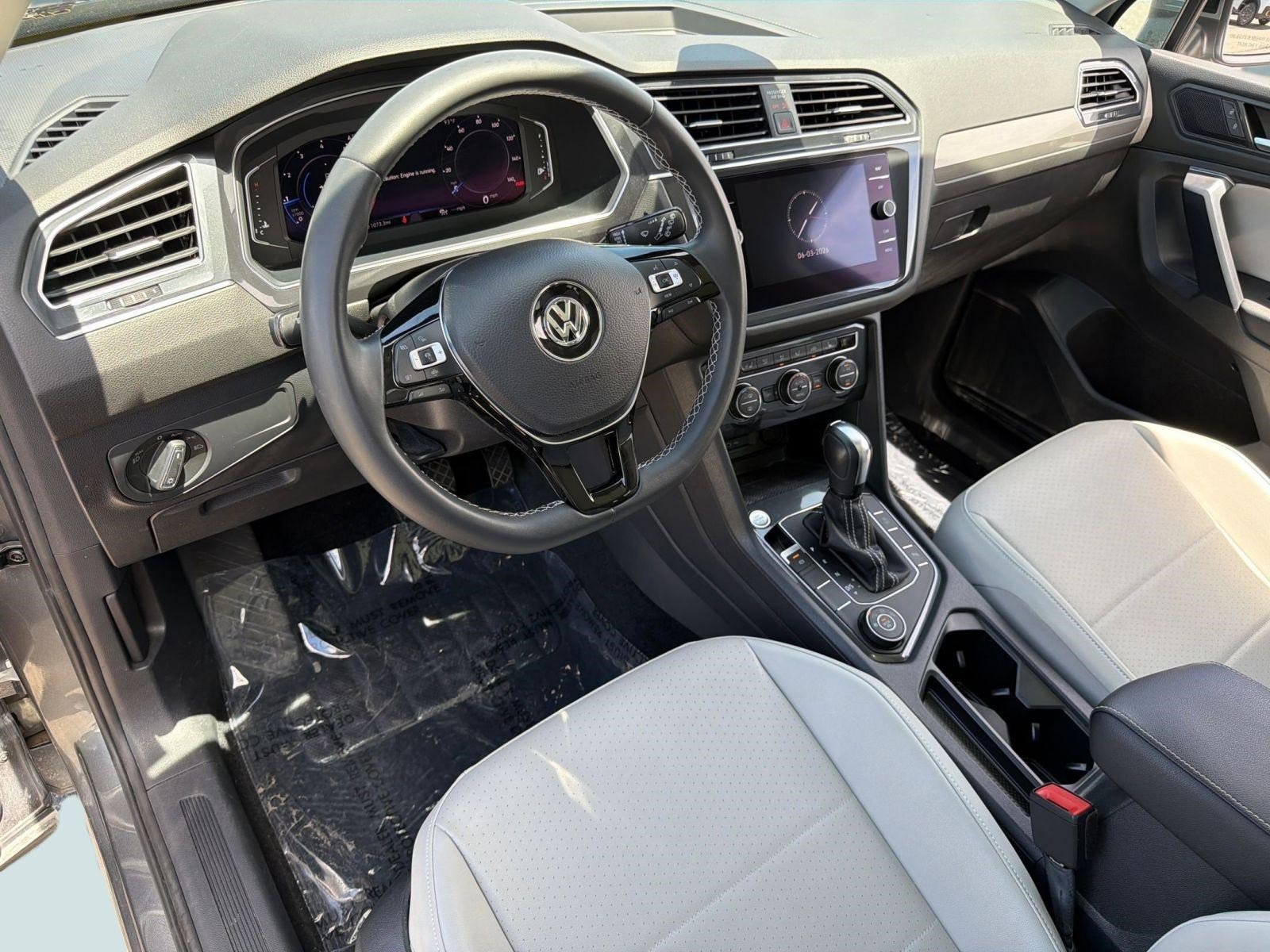 Used 2021 Volkswagen Tiguan SEL w/ 2-Row Tiguan MDO Package AWD/4WD image 31