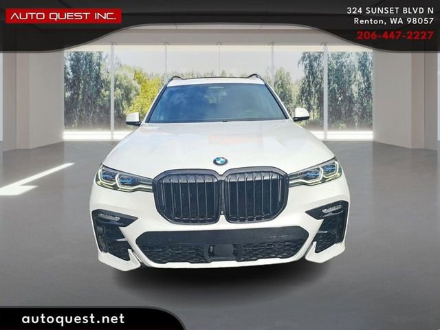 Used 2020 BMW X7 M50i image 2