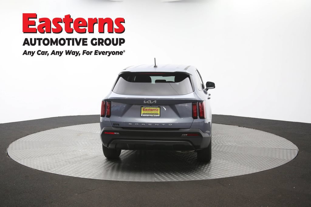 Used 2022 Kia Sorento LX FWD image 36