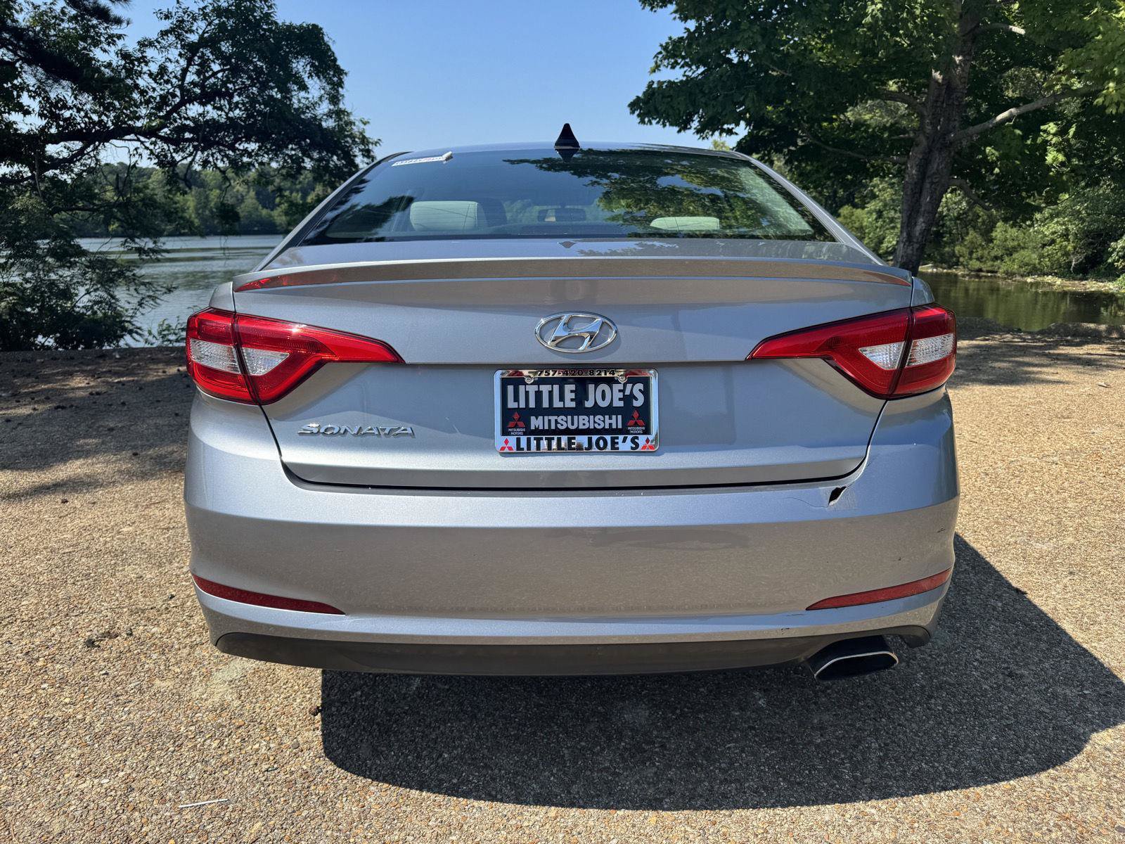 Used 2017 Hyundai Sonata SE FWD image 6