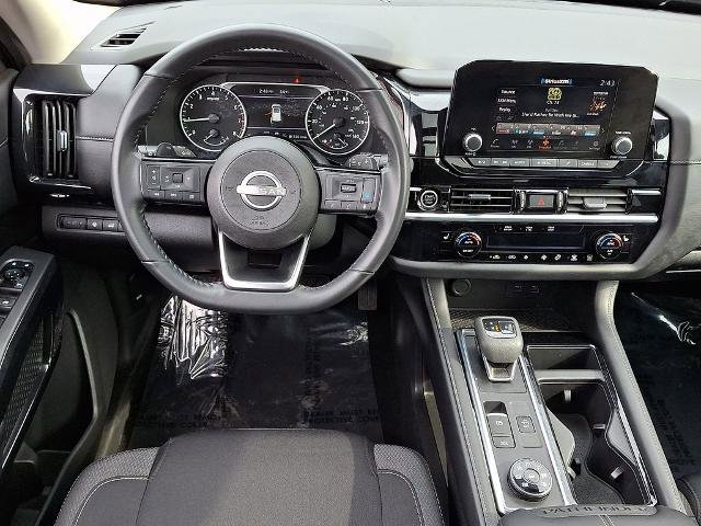 Certified 2023 Nissan Pathfinder SV w/ SV Premium Package image 14