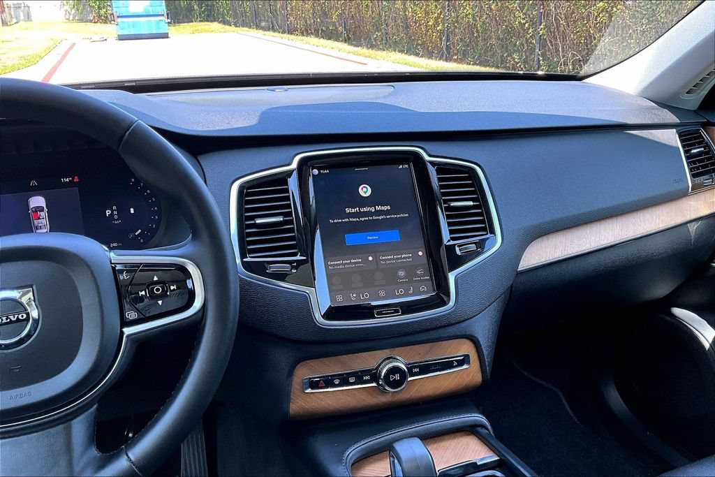 Certified 2024 Volvo XC90 B6 Plus w/ Protection Package Premier AWD/4WD image 8