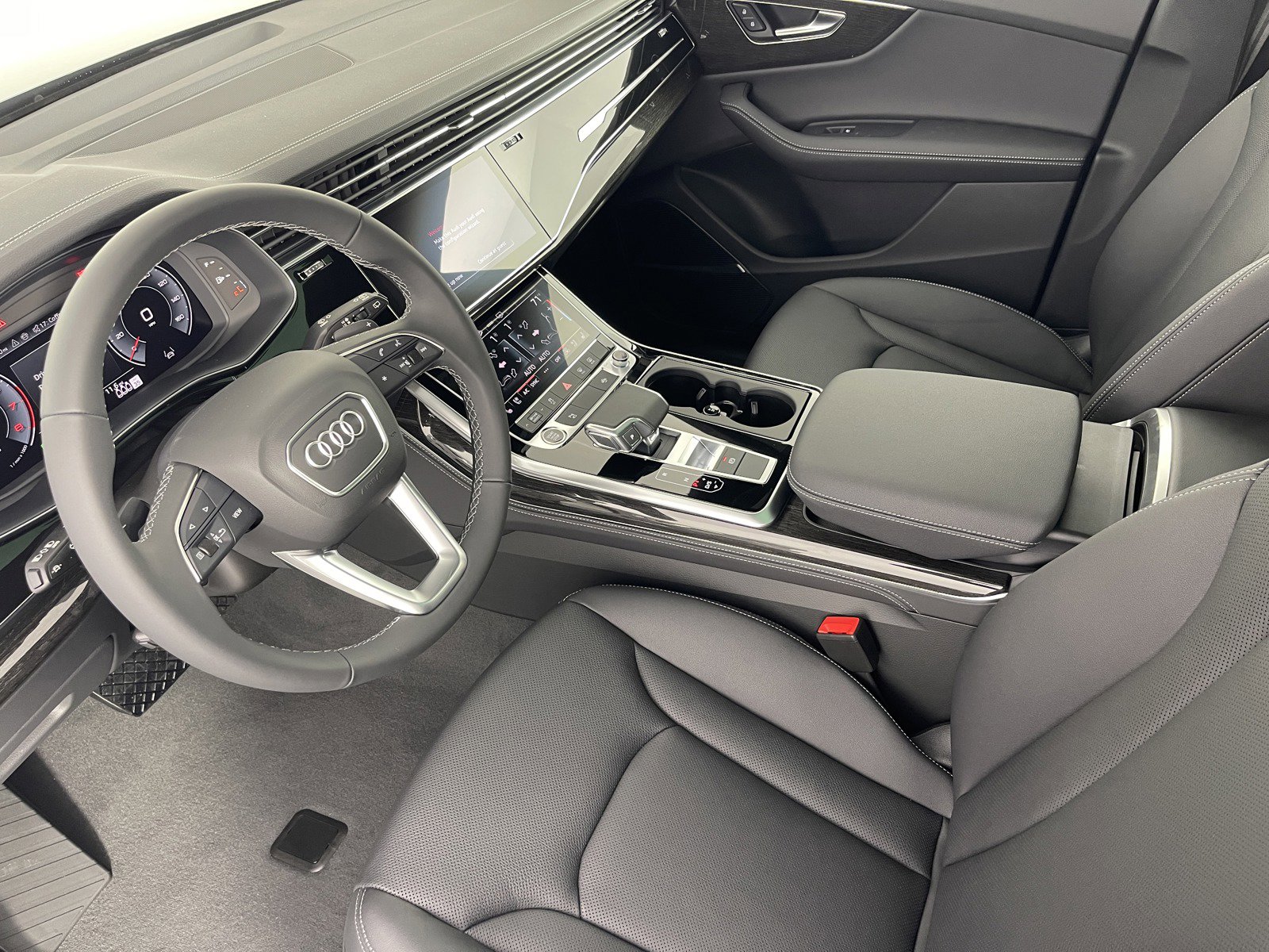 New 2025 Audi Q8 Premium Plus image 5